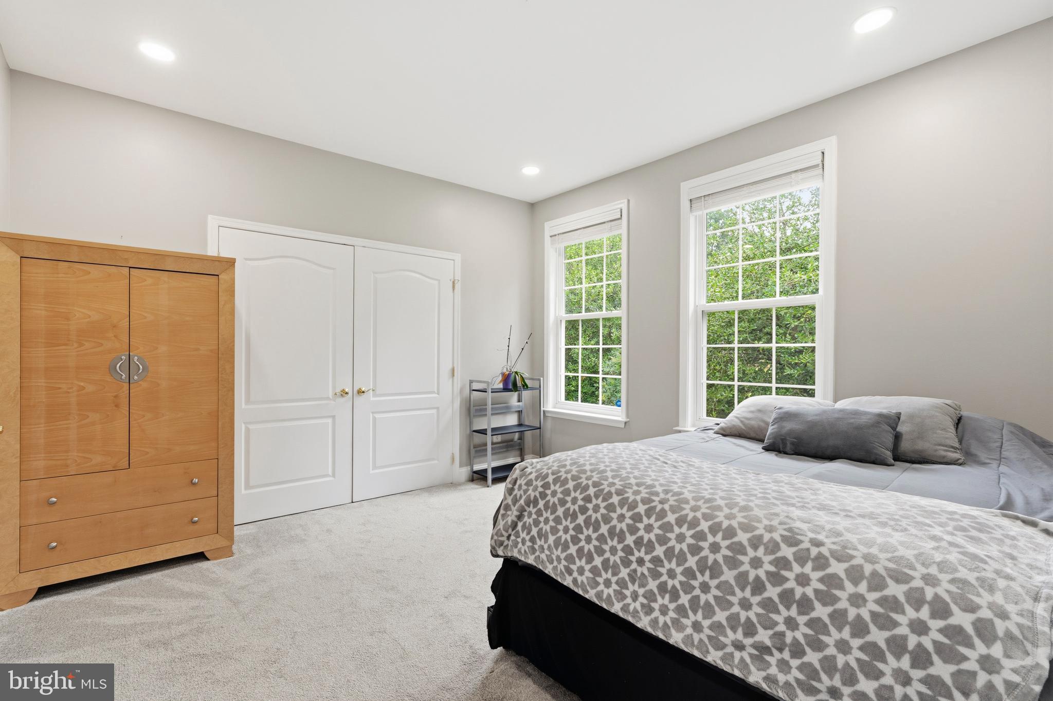 TANTALLON HILLS - Residential