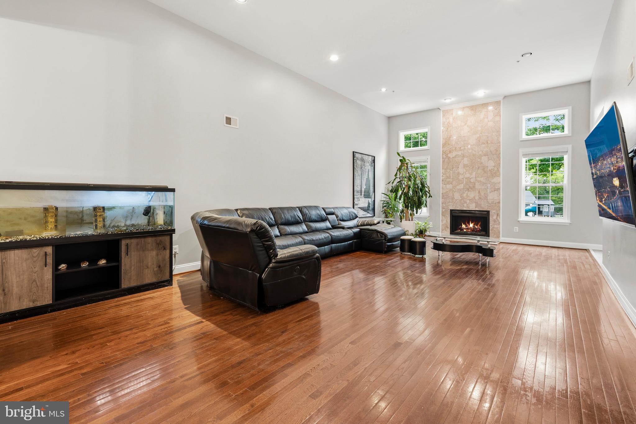 TANTALLON HILLS - Residential