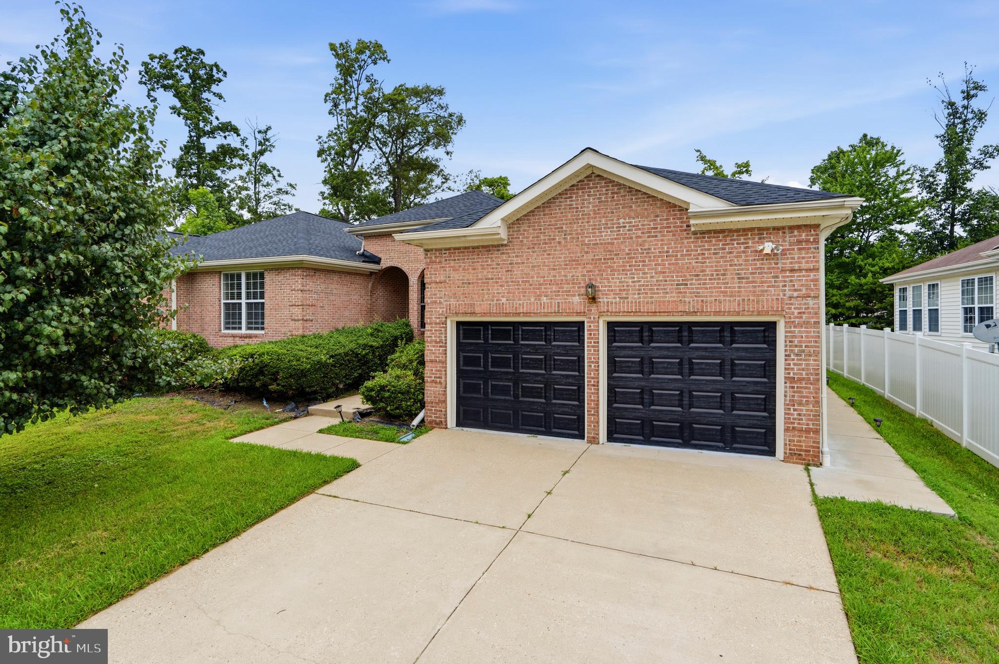 TANTALLON HILLS - Residential
