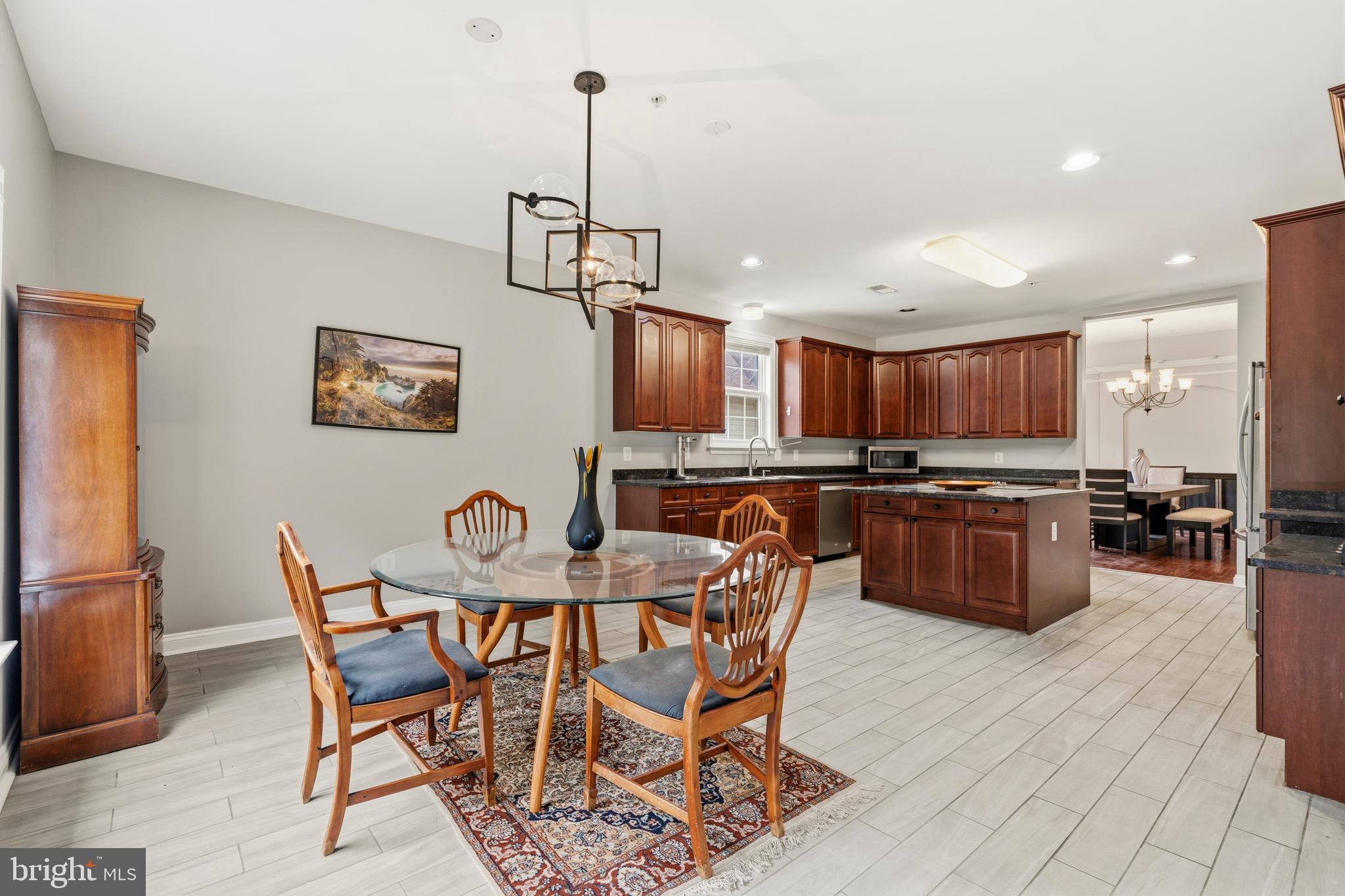 TANTALLON HILLS - Residential