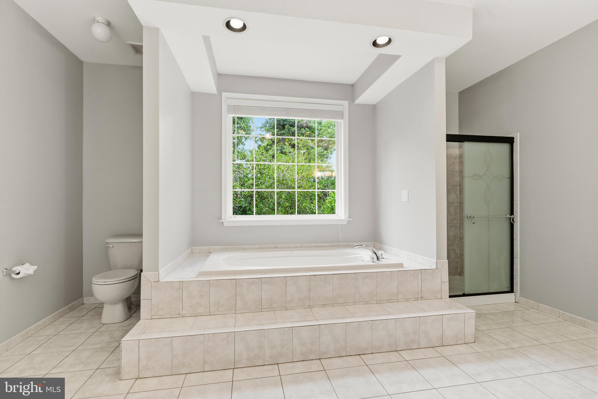 TANTALLON HILLS - Residential