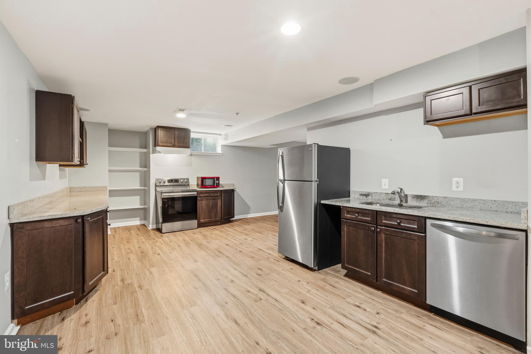 TANTALLON HILLS - Residential