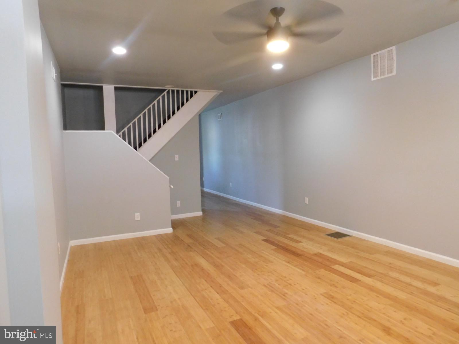 MILL CREEK - Residential