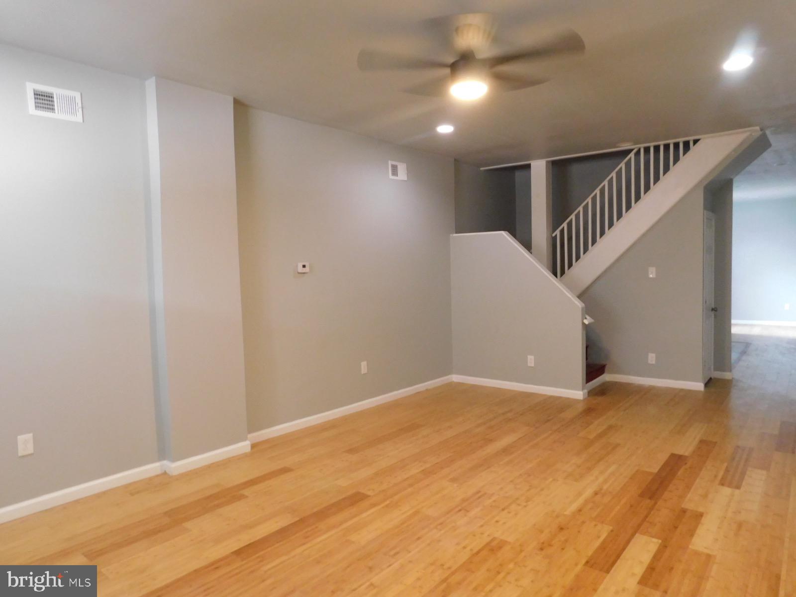 MILL CREEK - Residential