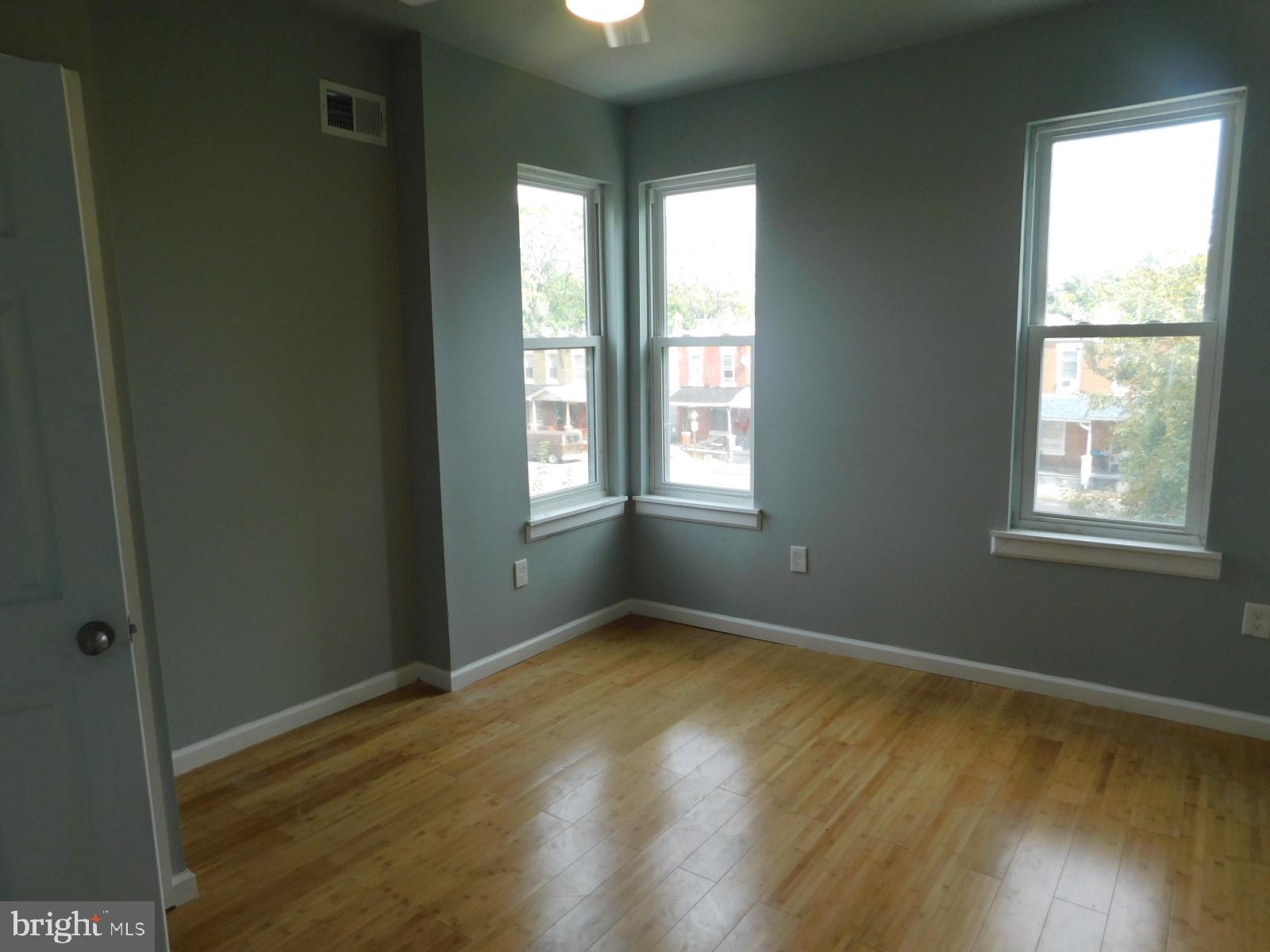 MILL CREEK - Residential