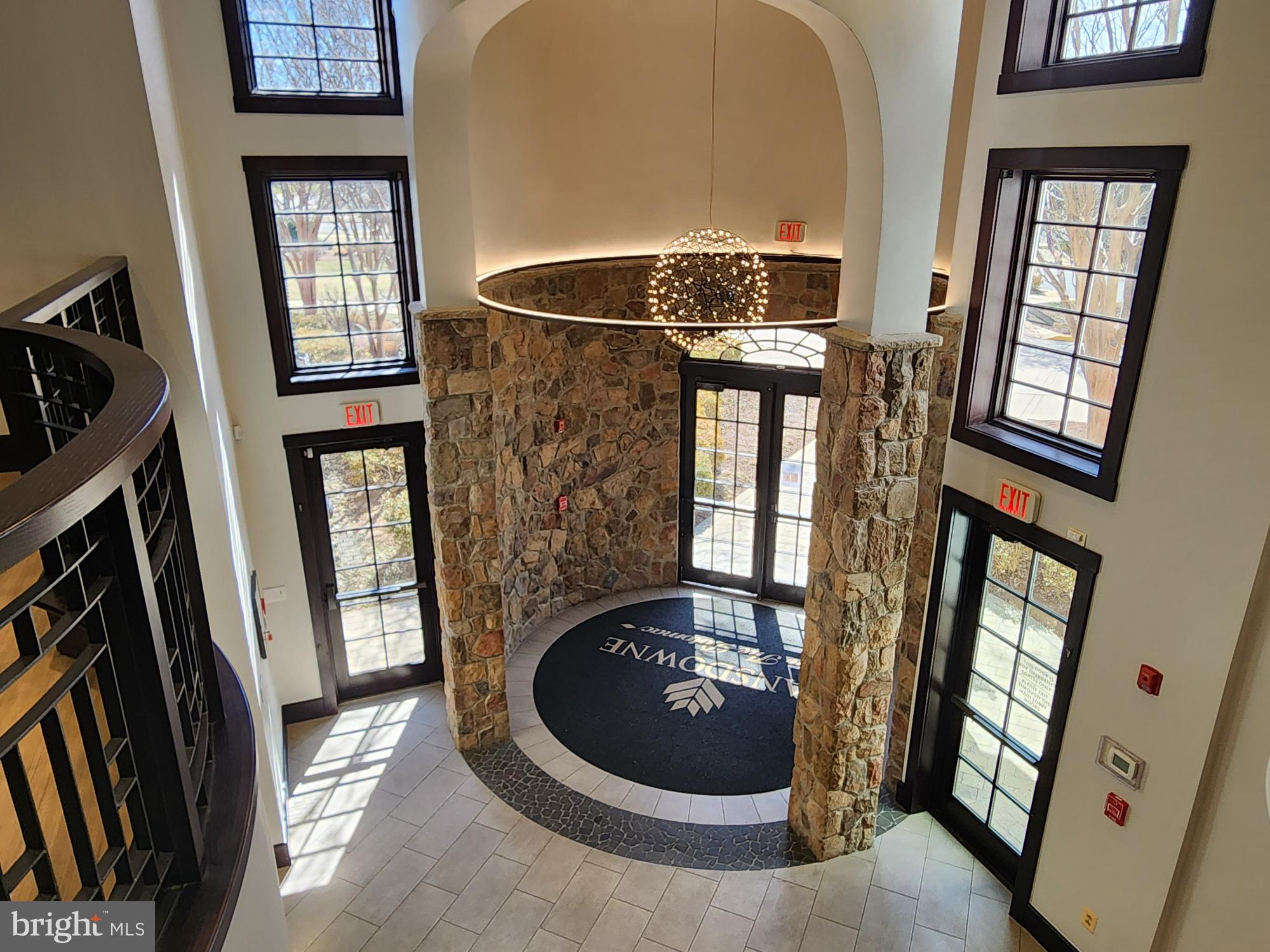 LANSDOWNE ON THE POTOMAC - Residential
