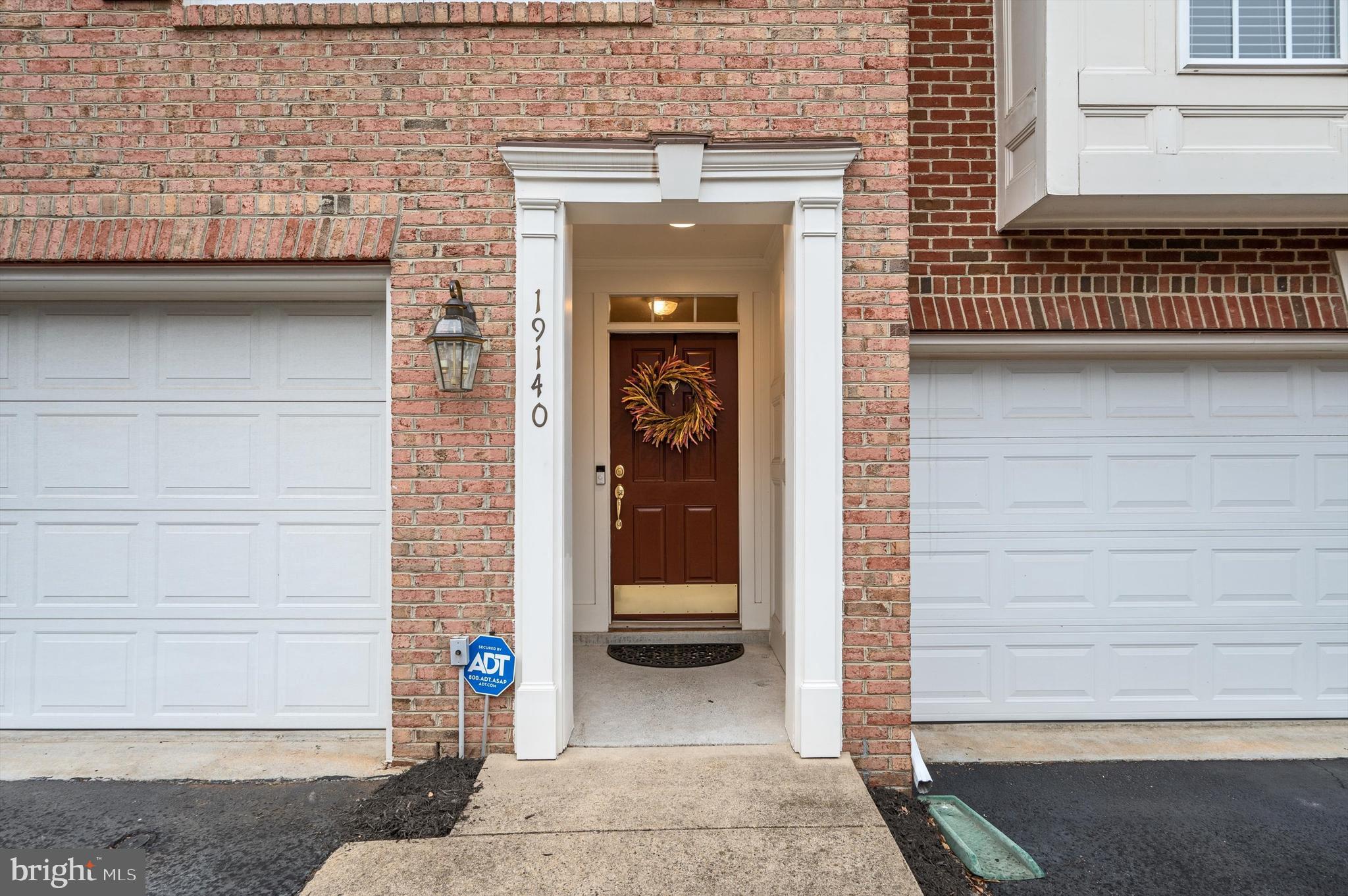 LANSDOWNE ON THE POTOMAC - Residential