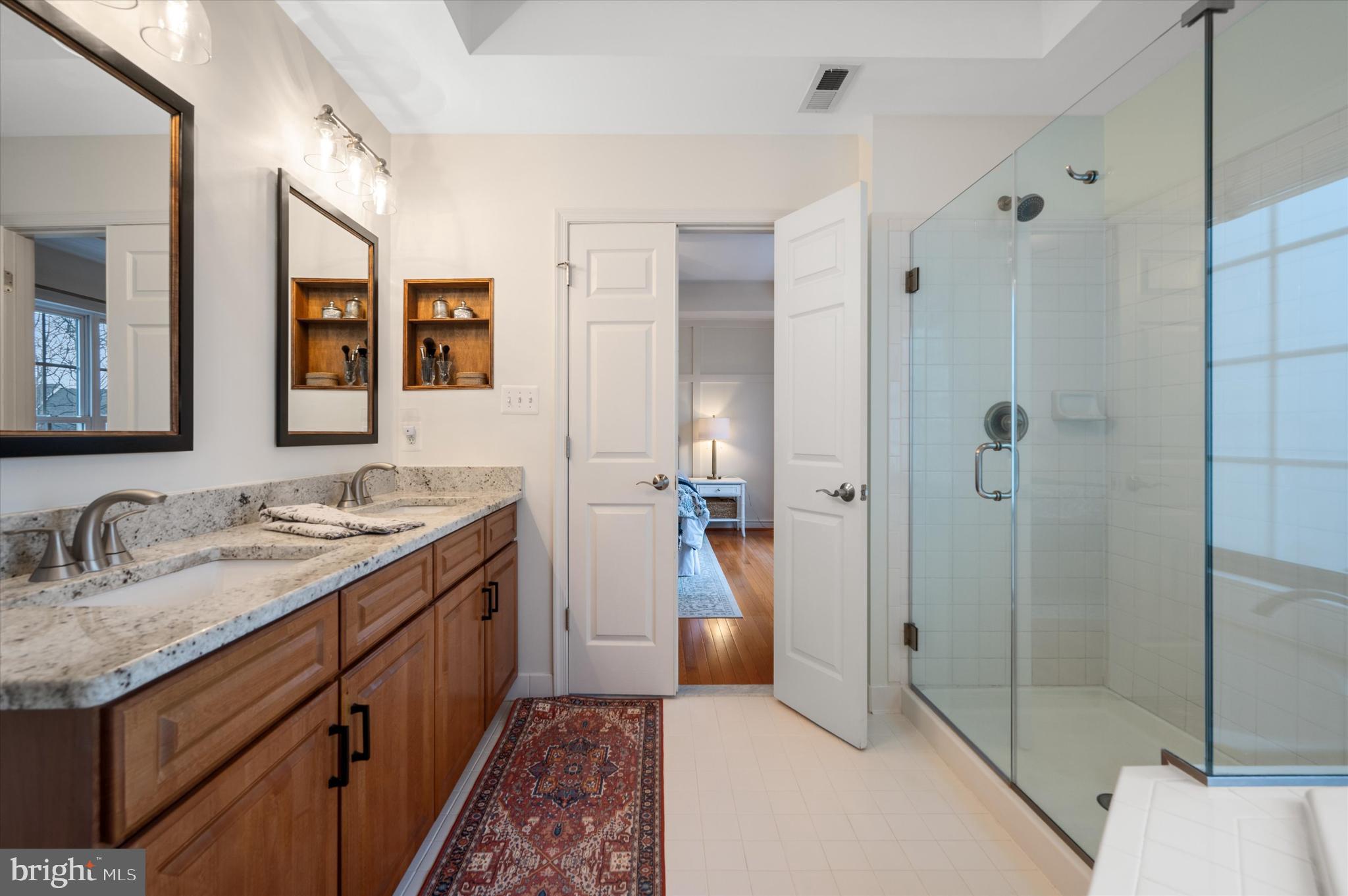 LANSDOWNE ON THE POTOMAC - Residential