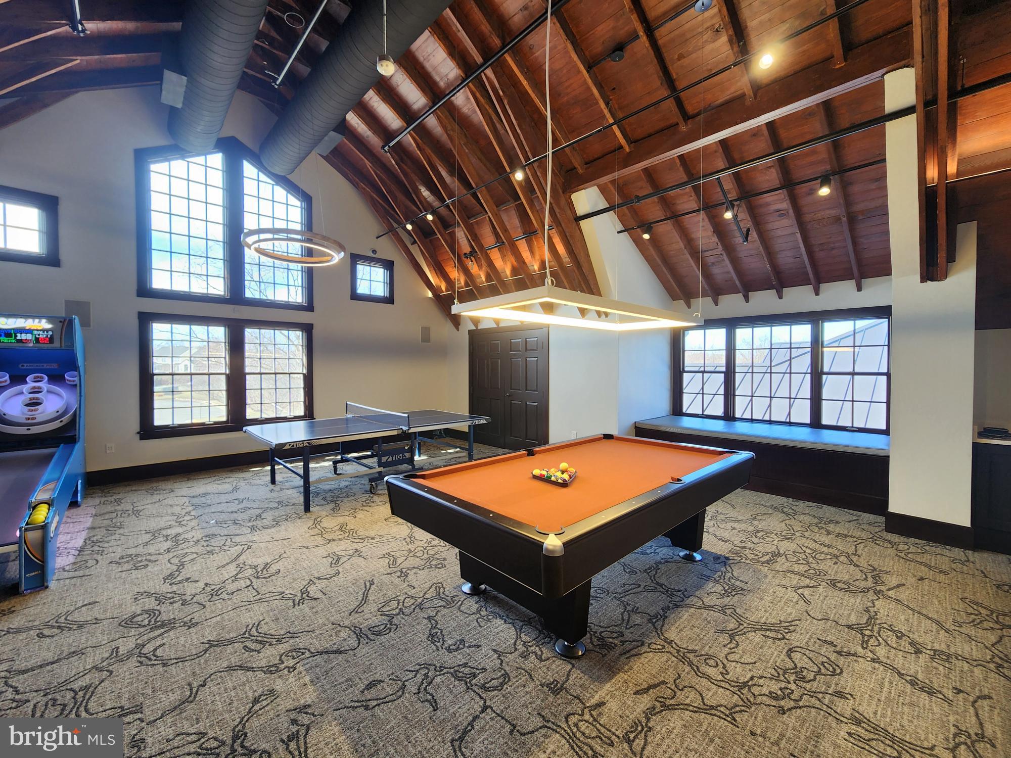 LANSDOWNE ON THE POTOMAC - Residential