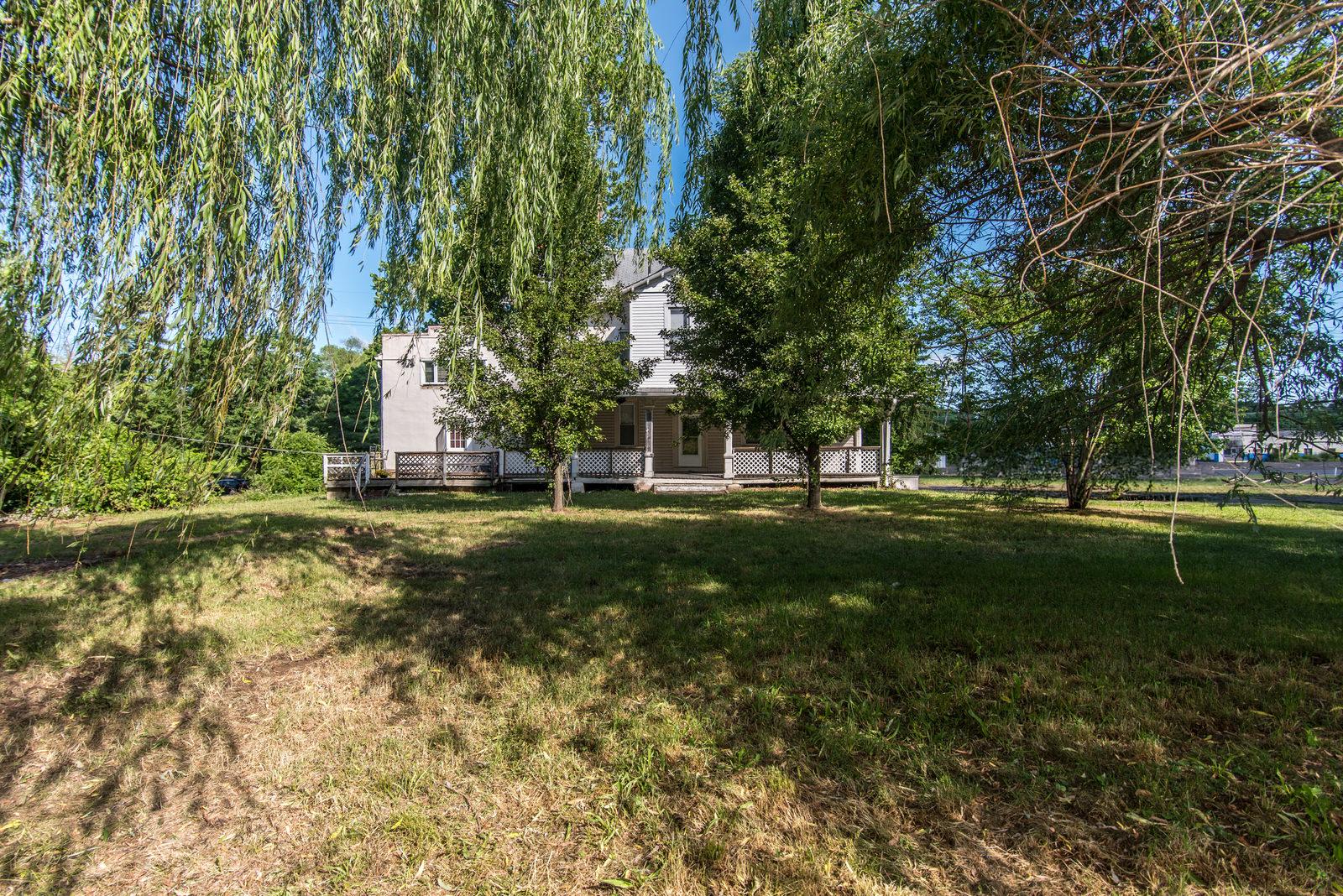 TORRESDALE MANOR - Land