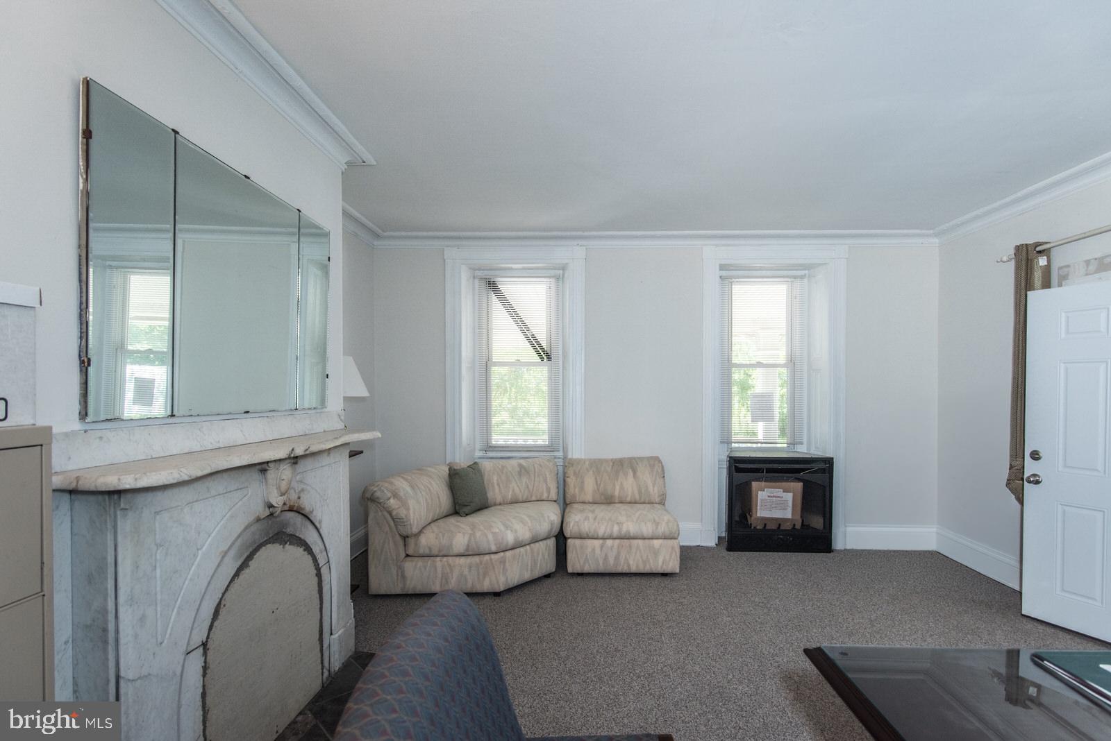 TORRESDALE MANOR - Land