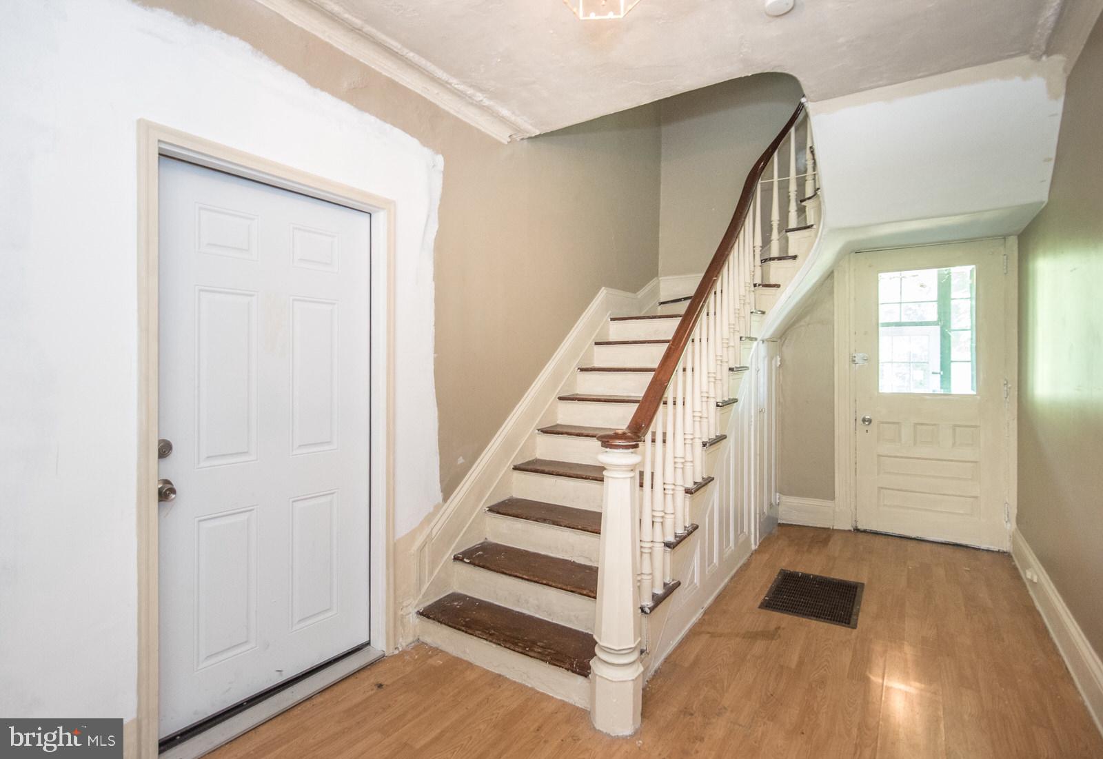 TORRESDALE MANOR - Land