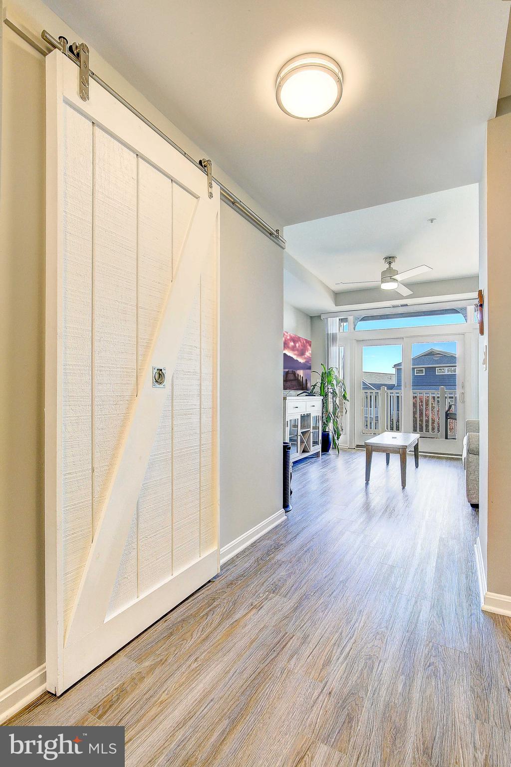 BAYWALK CONDOS - Residential