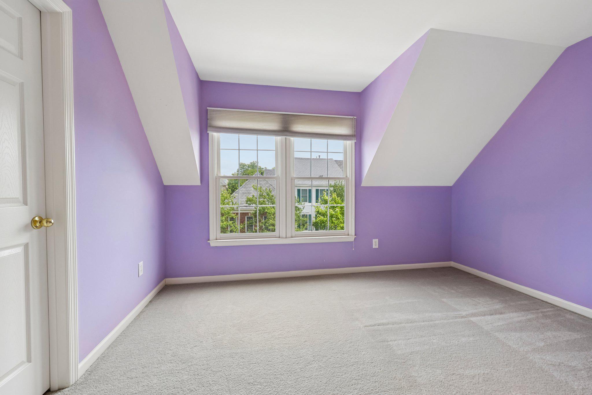 KENTLANDS MIDTOWN - Residential