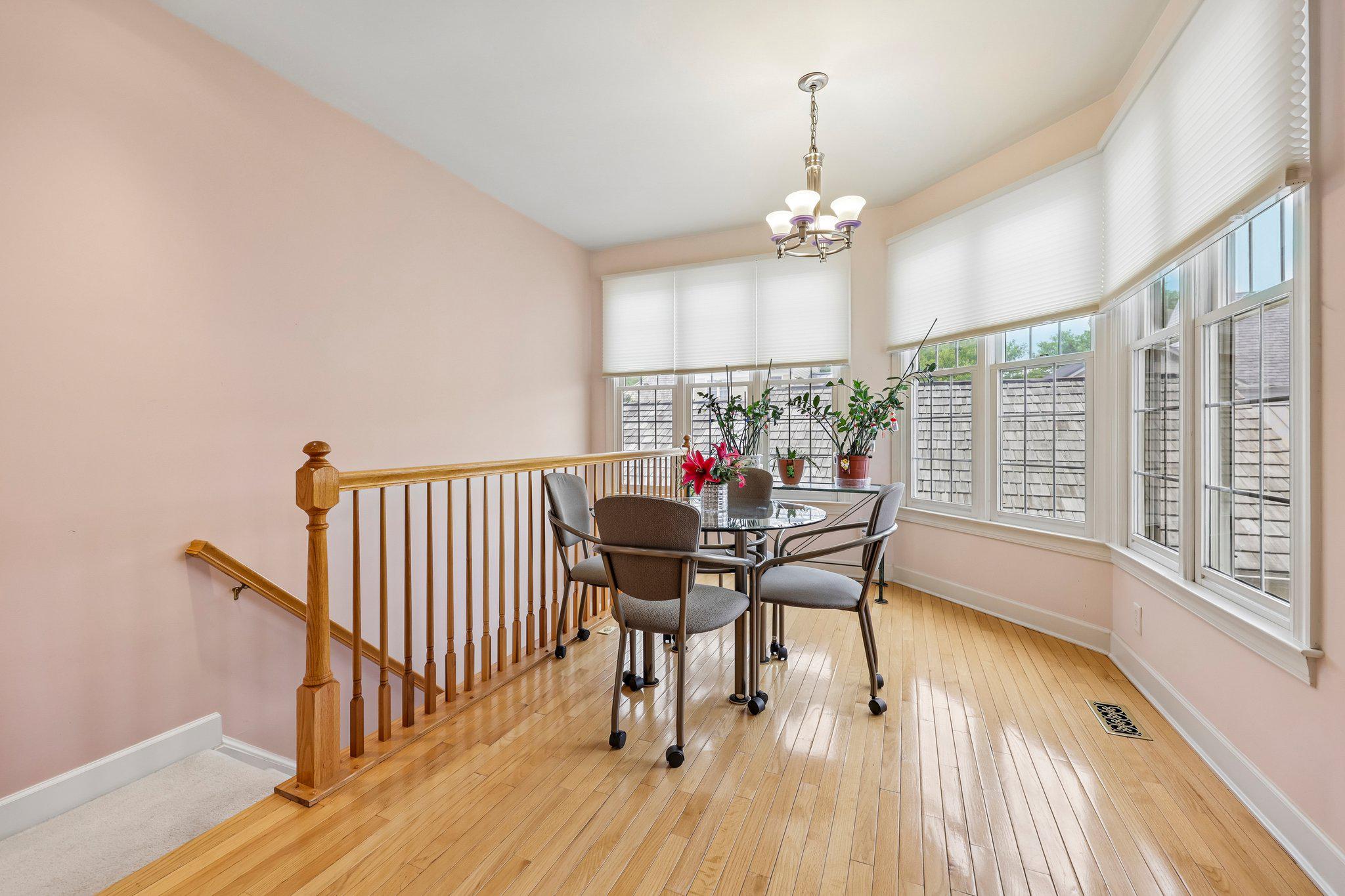 KENTLANDS MIDTOWN - Residential