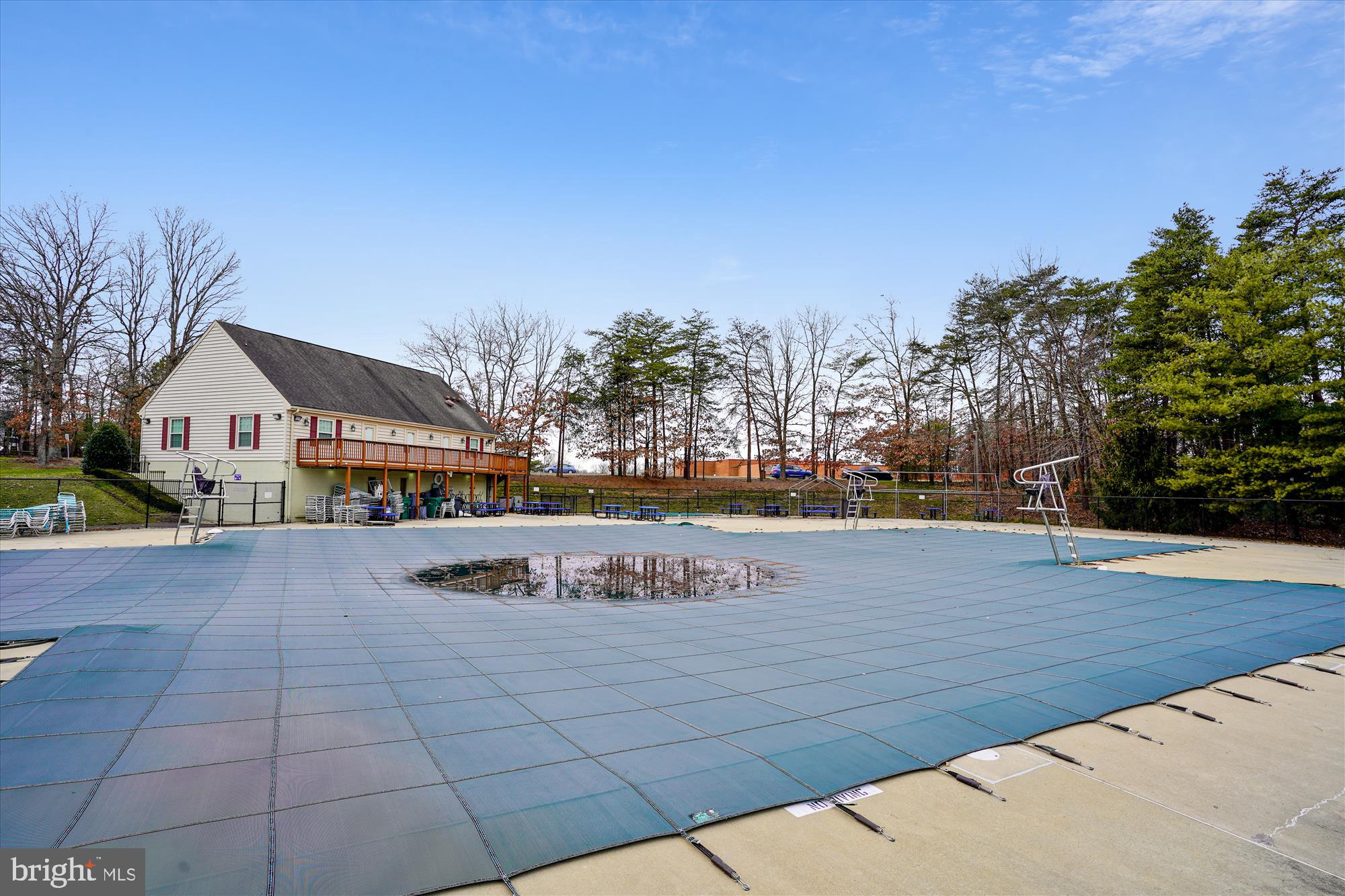 LAKE RIDGE - Residential Lease