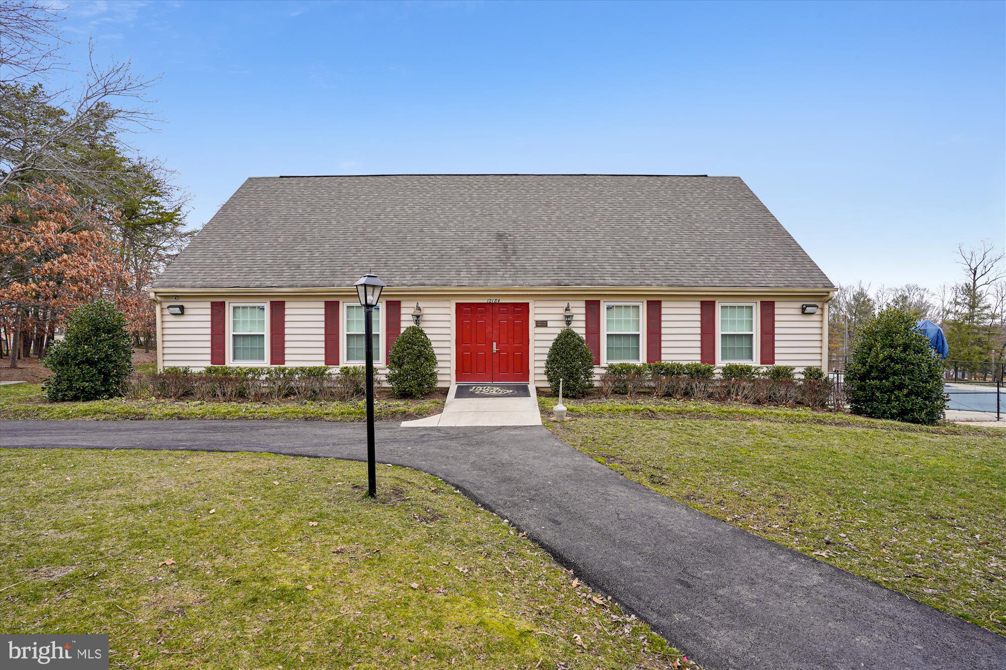 LAKE RIDGE - Residential Lease
