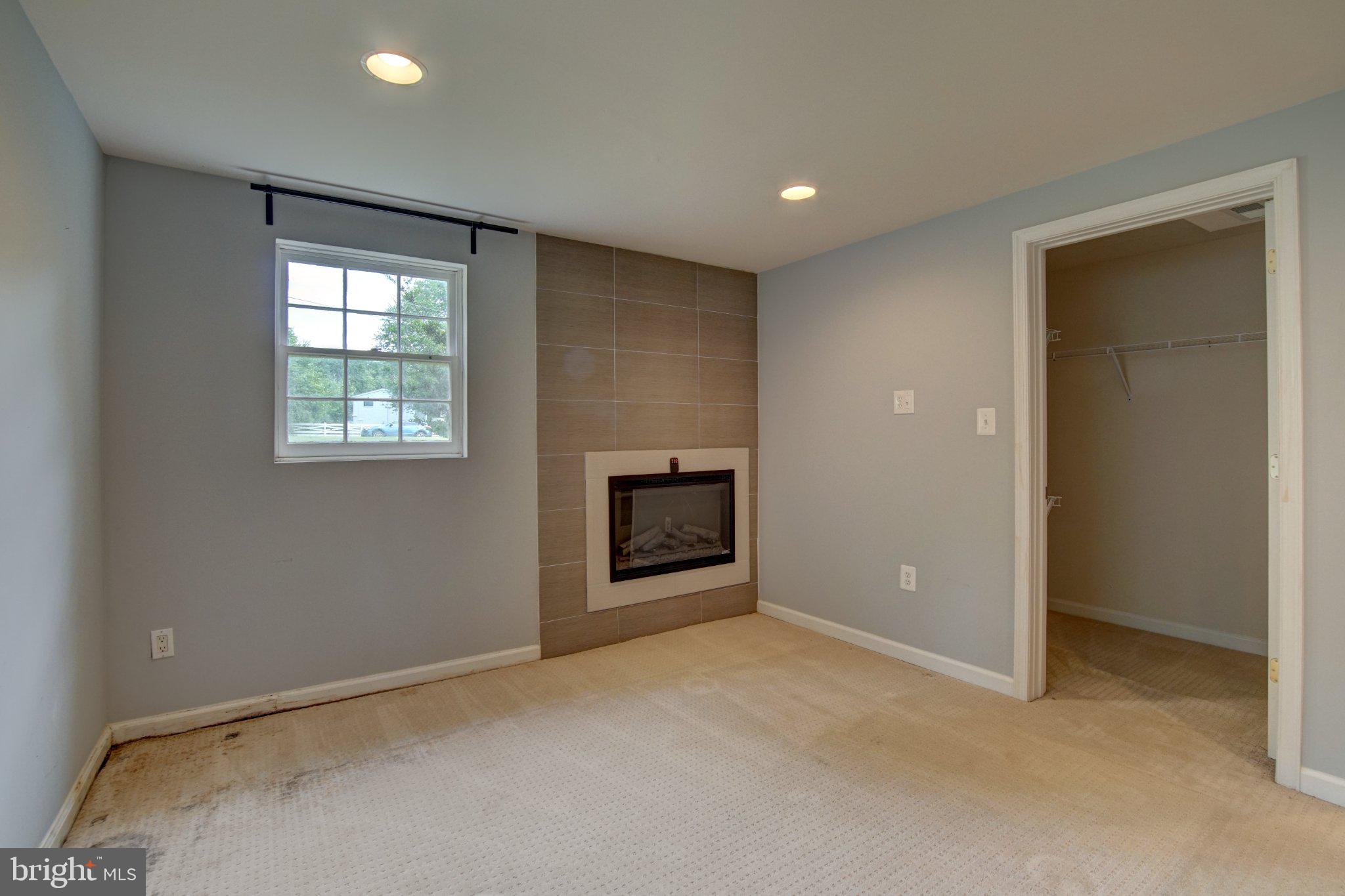 OLIVER ESTATES - Residential