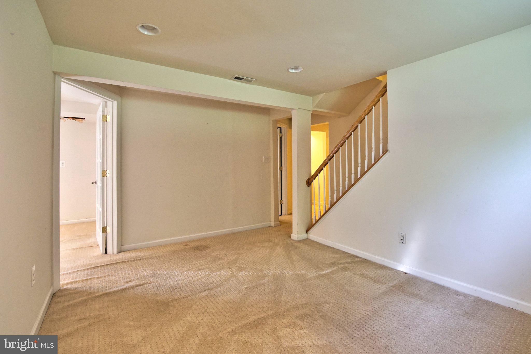 OLIVER ESTATES - Residential