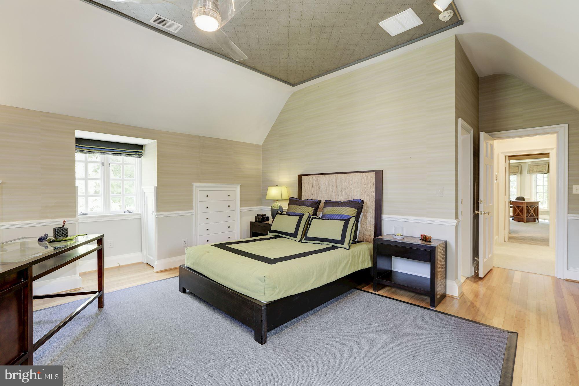 VIERS MILL VILLAGE - Residential