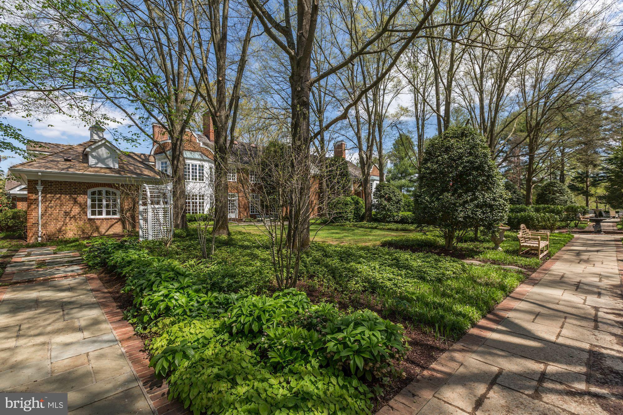 VIERS MILL VILLAGE - Residential