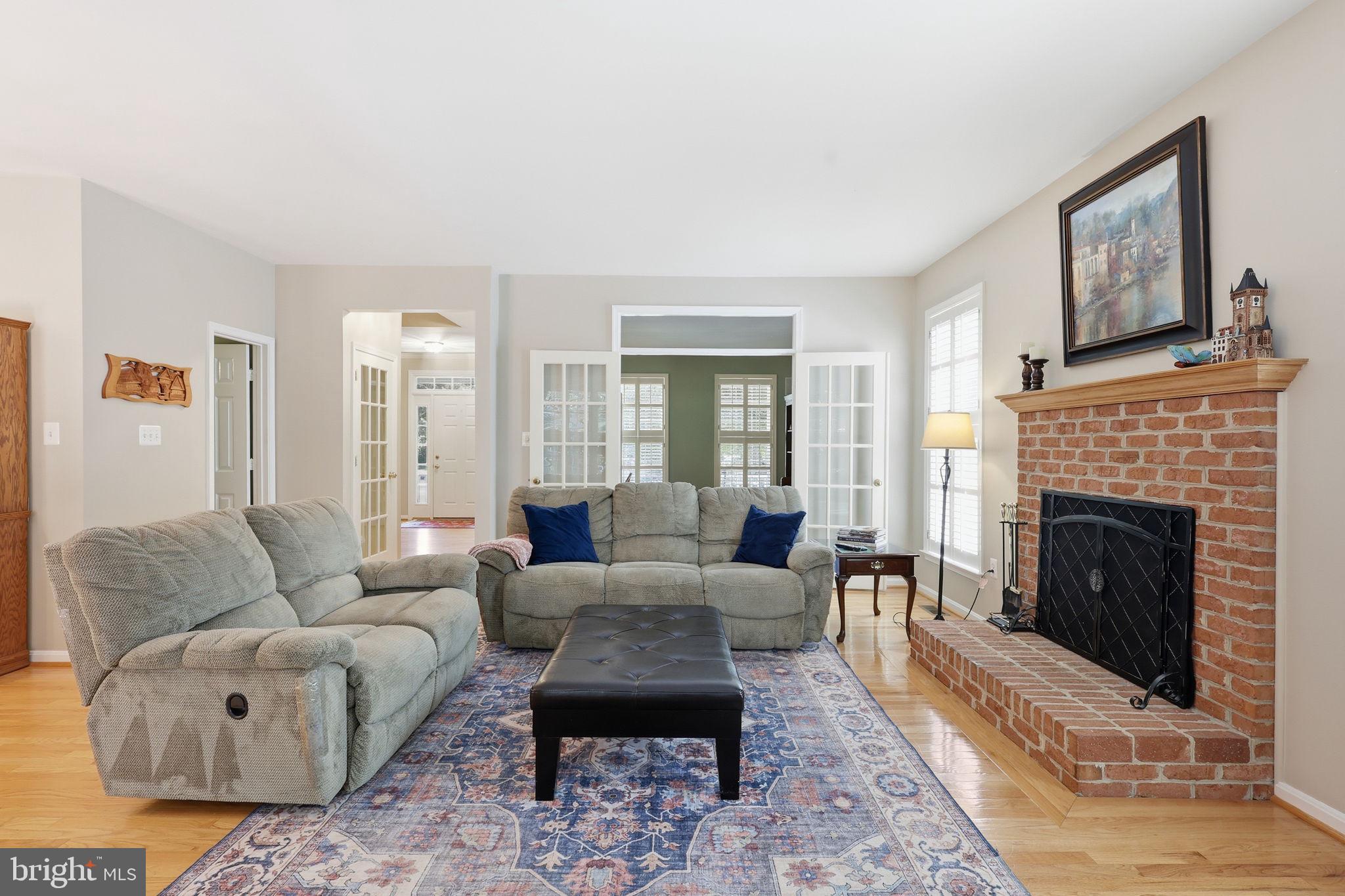BROADLANDS - Residential
