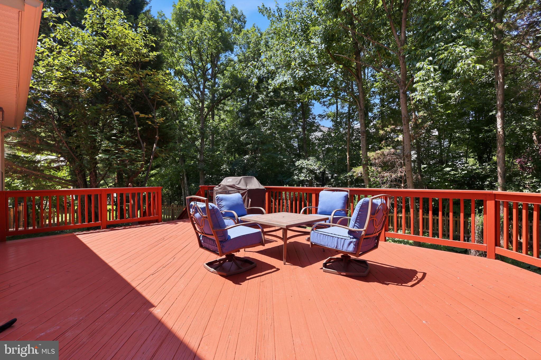 BROADLANDS - Residential
