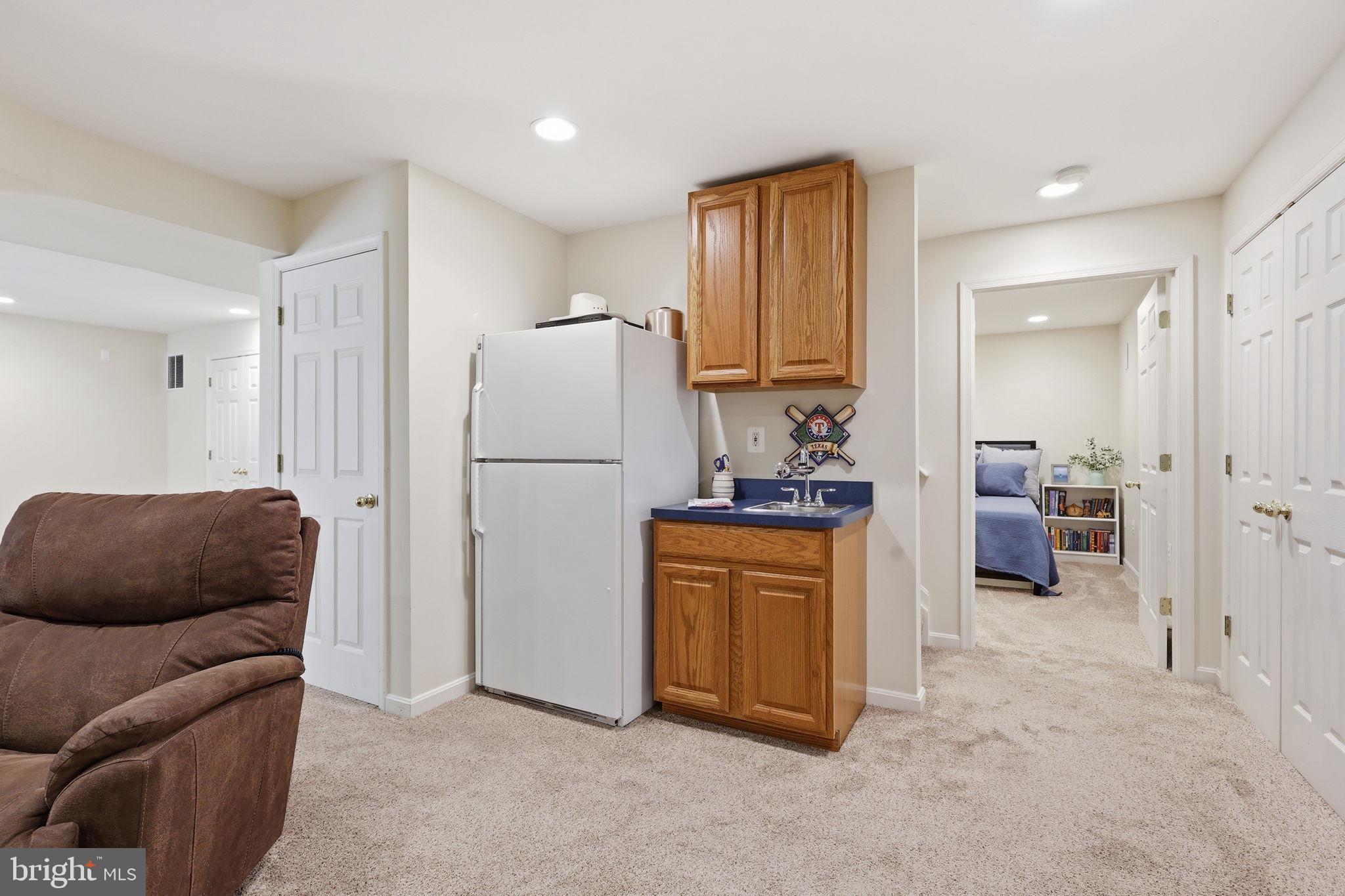 BROADLANDS - Residential