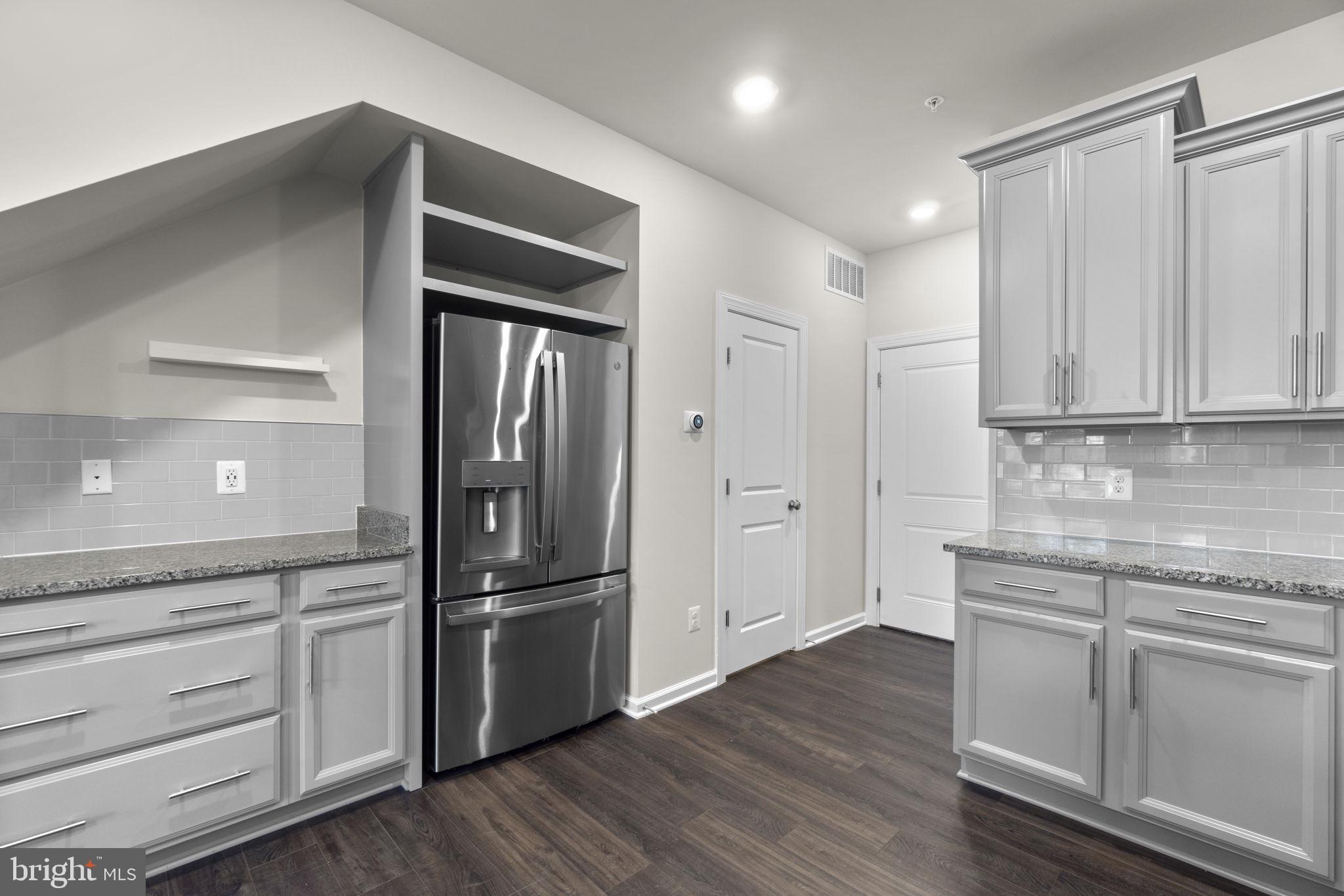 WESTVIEW SOUTH - Residential