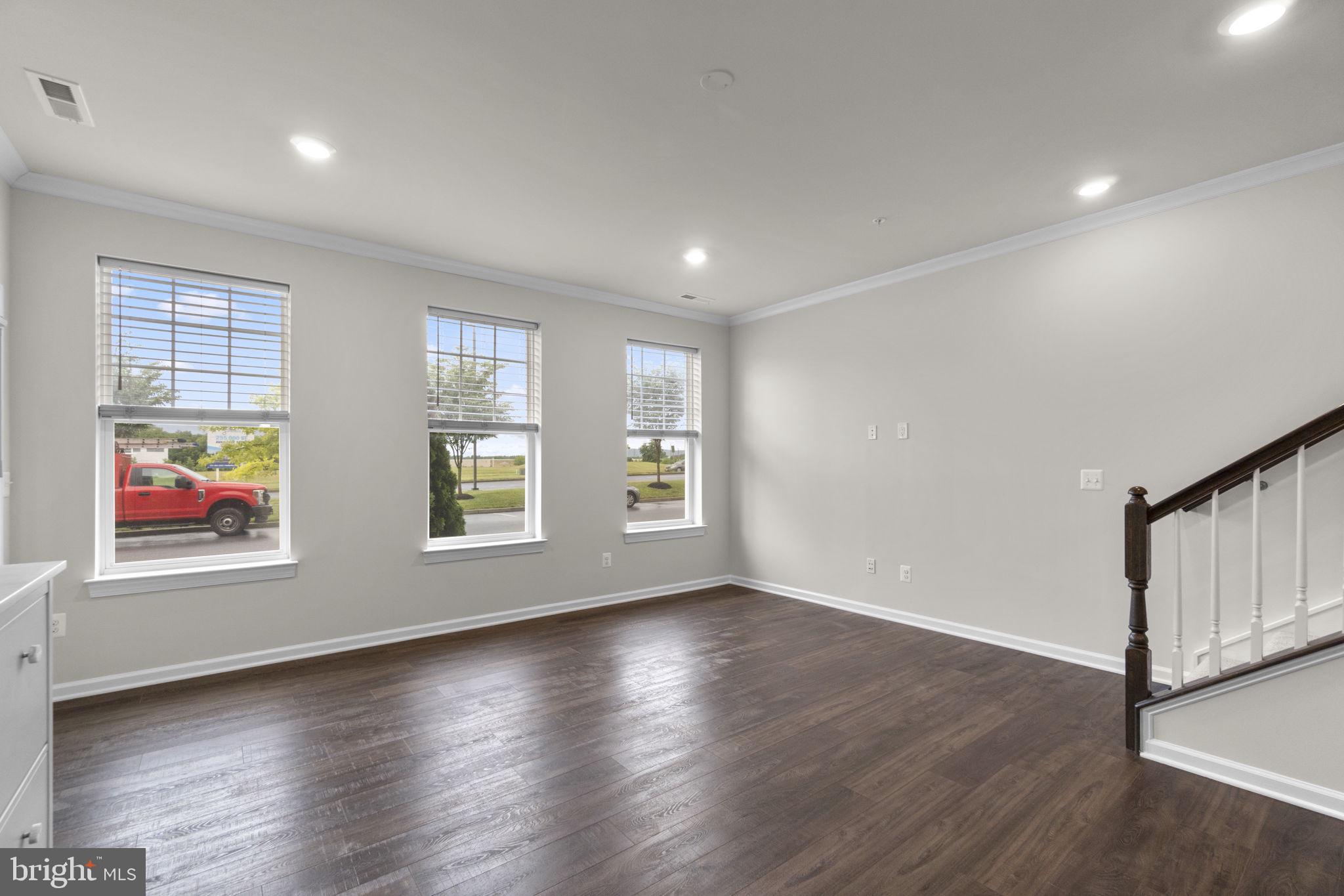 WESTVIEW SOUTH - Residential