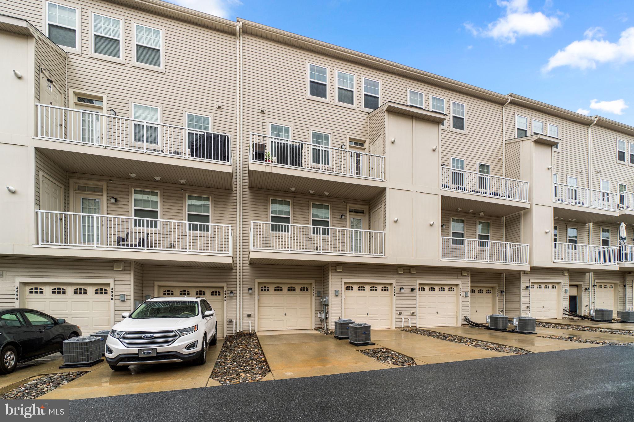 WESTVIEW SOUTH - Residential