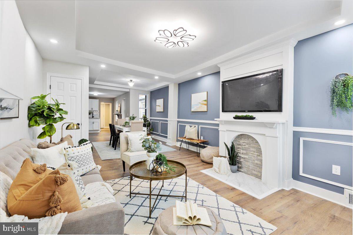 WASHINGTON VILLAGE - Residential