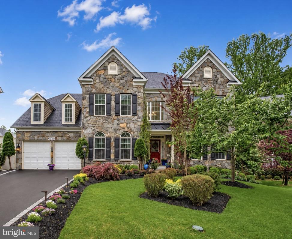 BALMORAL - Residential