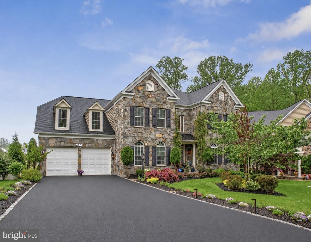 BALMORAL - Residential