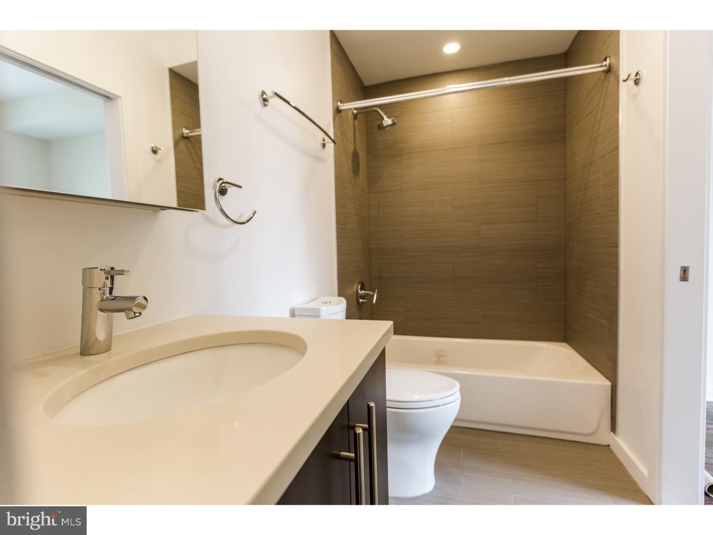 FISHTOWN - Residential Lease