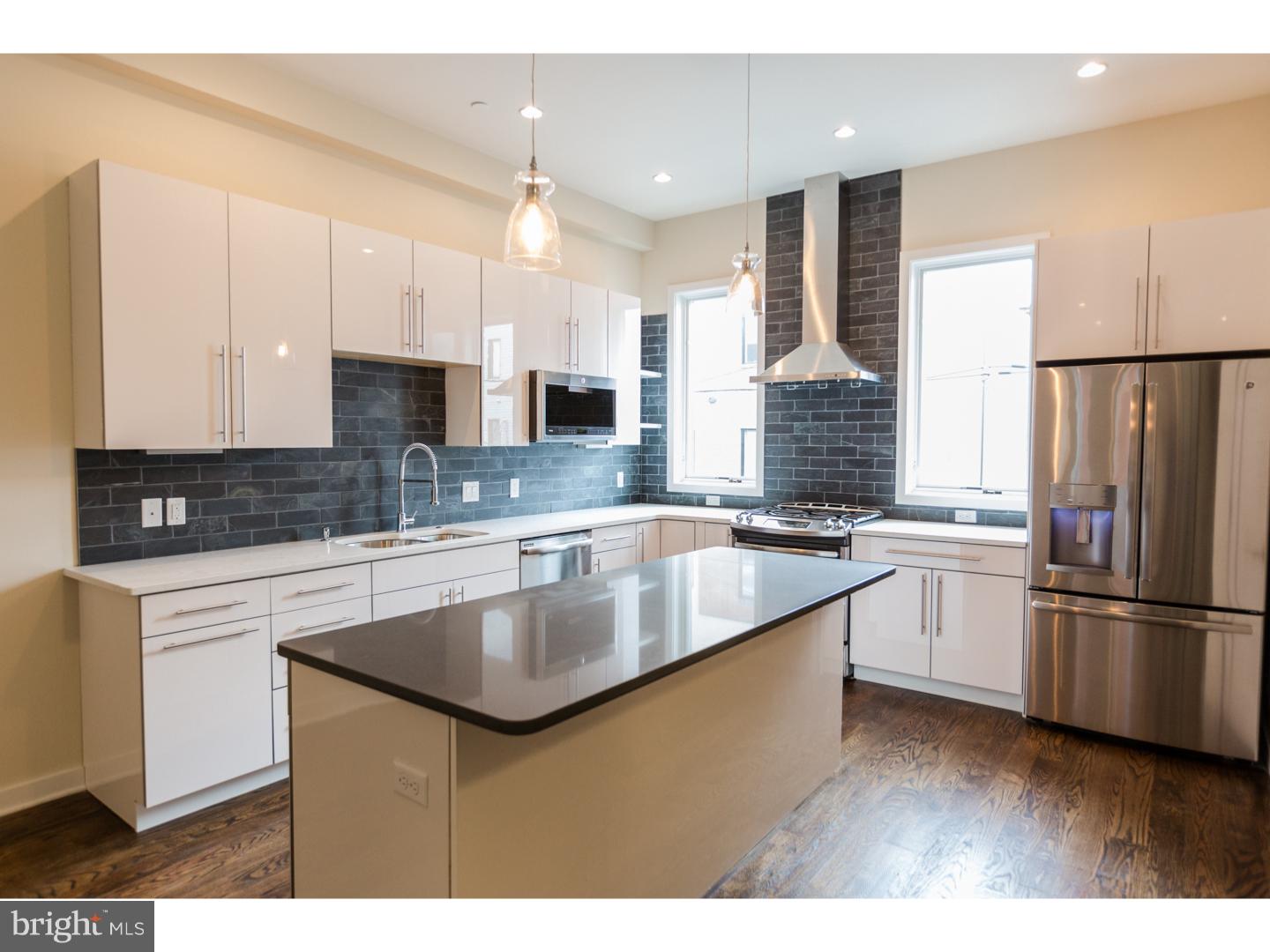 FISHTOWN - Residential Lease