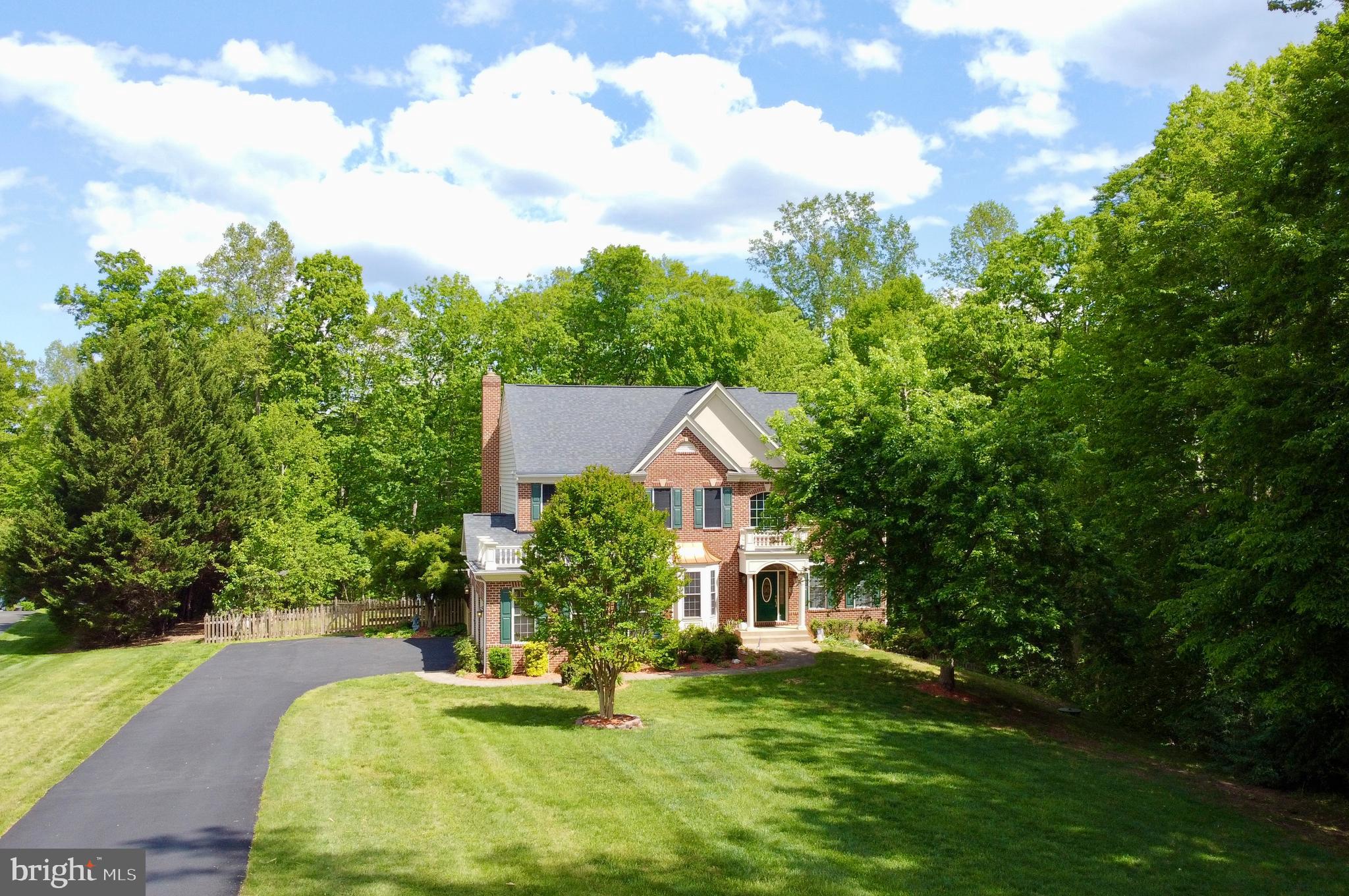 SMITH LAKE ESTATES - Residential