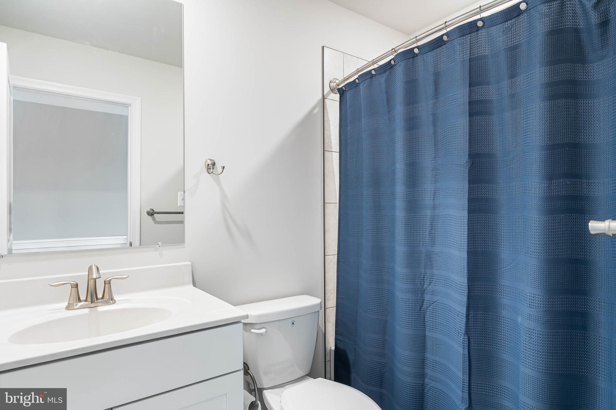 PLANTATION LAKES - Residential Lease