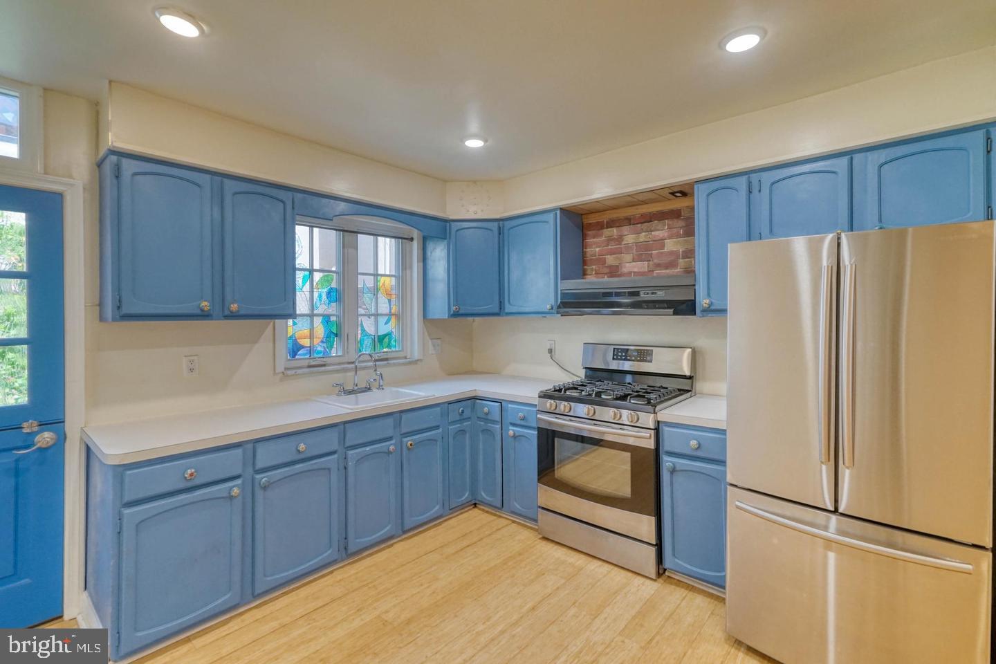 PASSYUNK SQUARE - Residential Lease