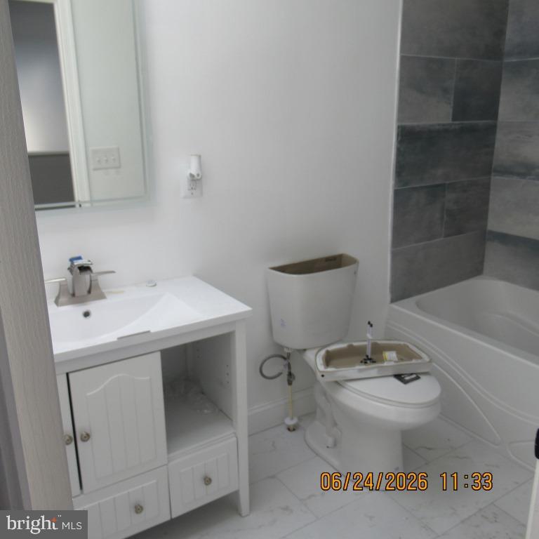 JOHNSTON SQUARE - Residential