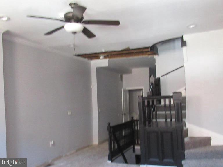 JOHNSTON SQUARE - Residential