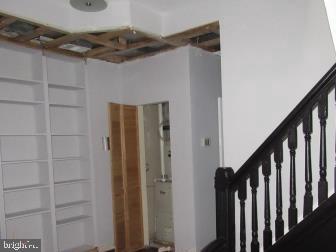 JOHNSTON SQUARE - Residential
