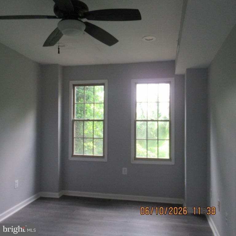 JOHNSTON SQUARE - Residential