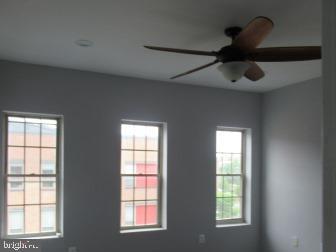 JOHNSTON SQUARE - Residential