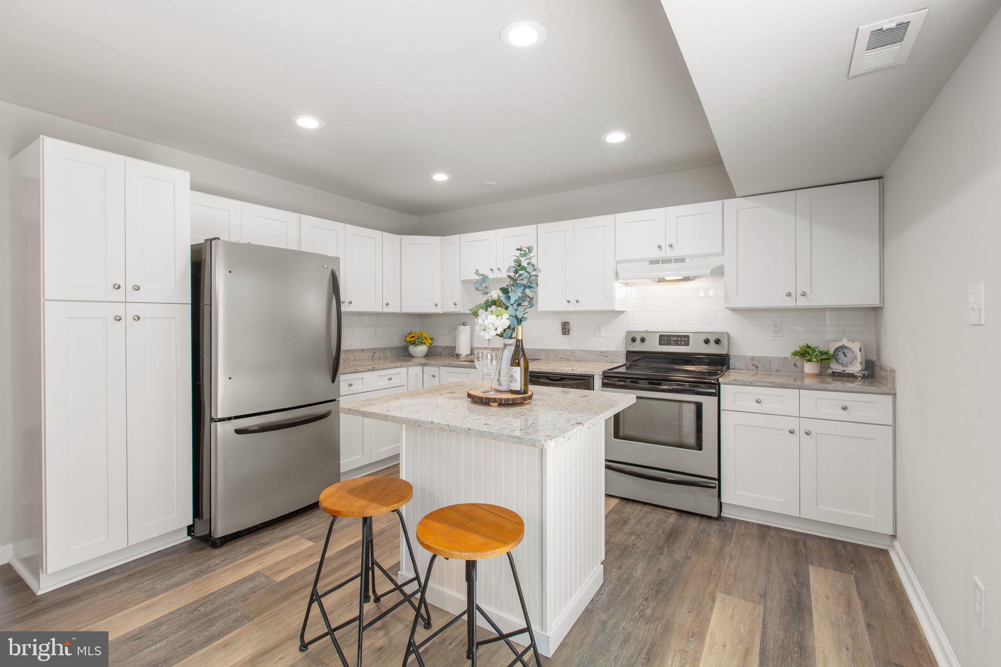 BREEZEWOOD FOREST EAST - Residential