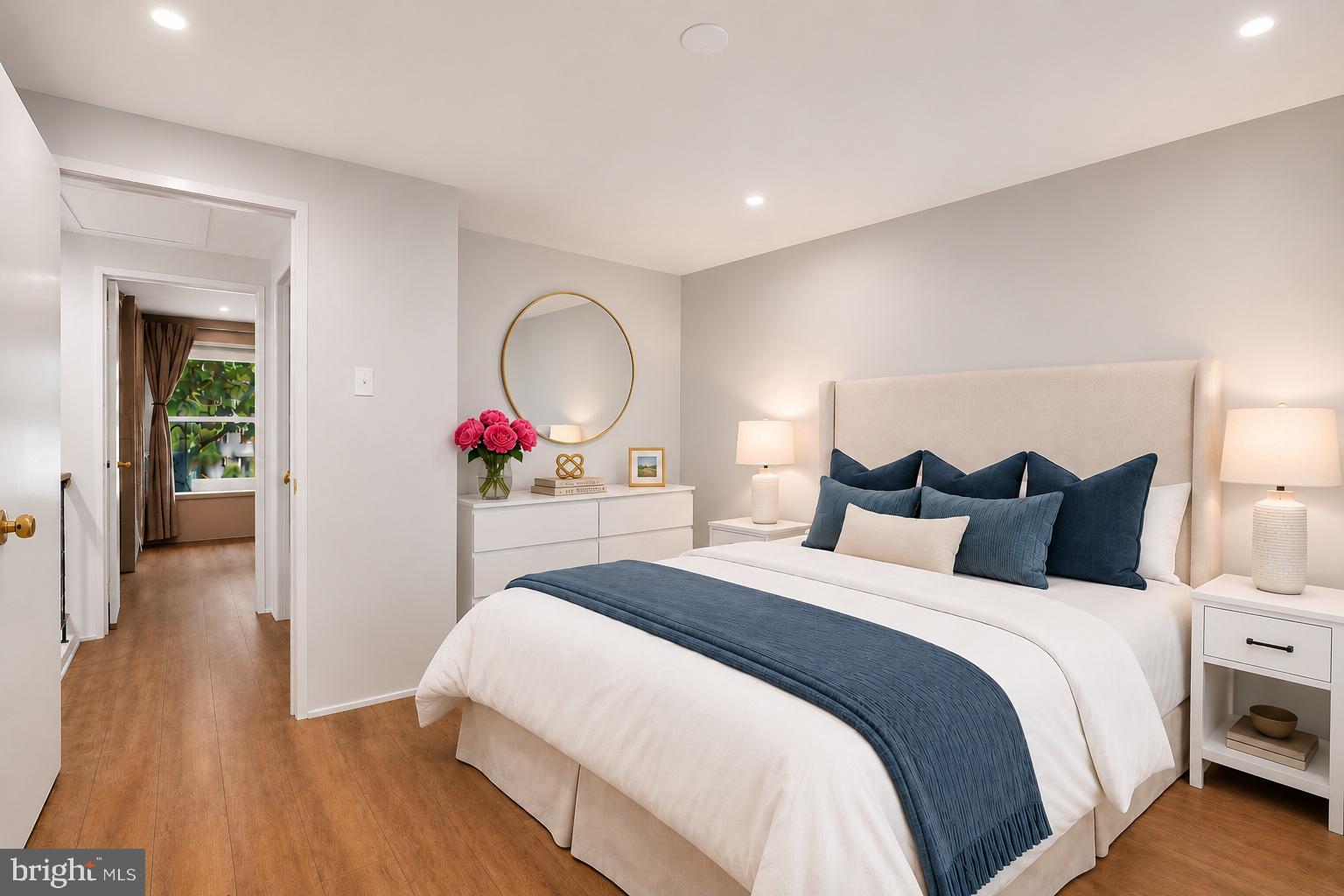 CHESTNUT HILLS - Residential