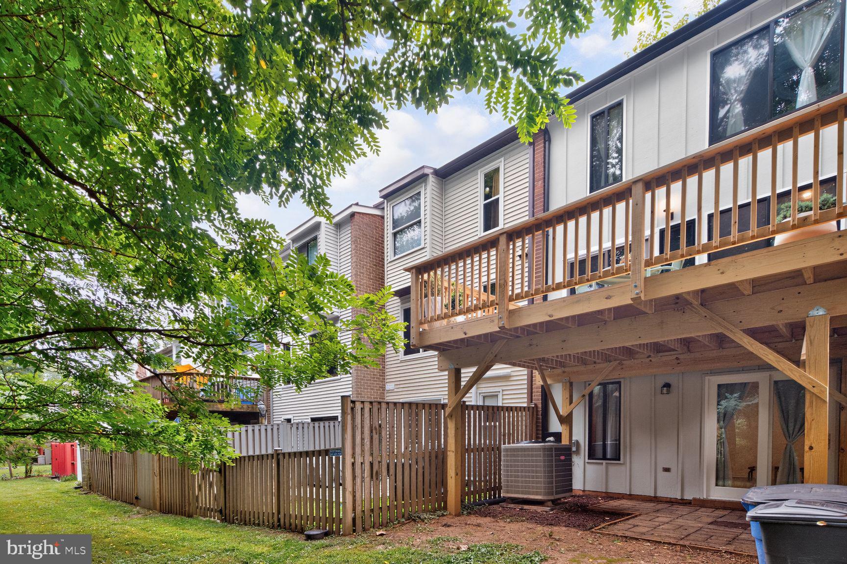 CHESTNUT HILLS - Residential