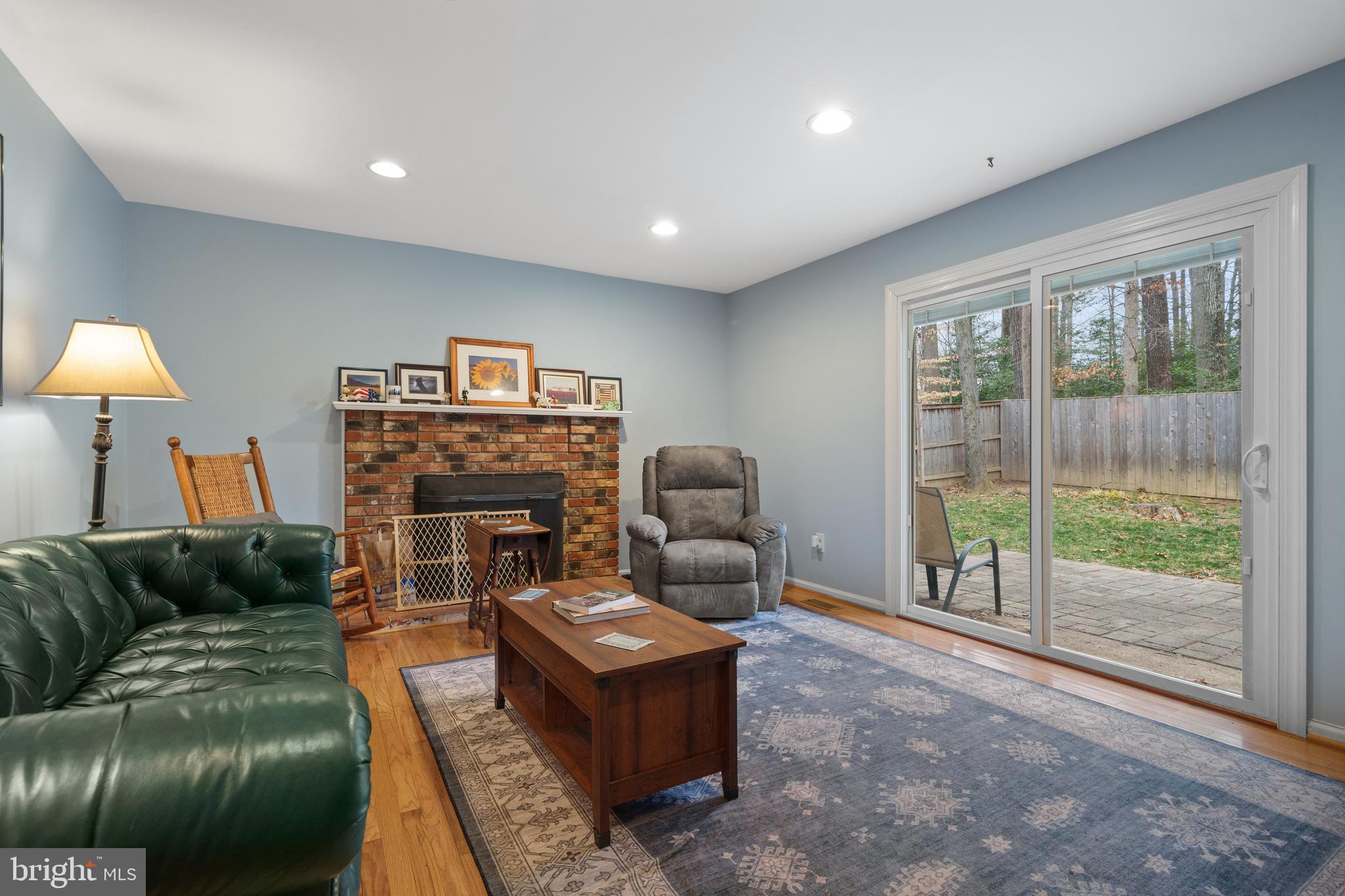 LONGWOOD KNOLLS - Residential