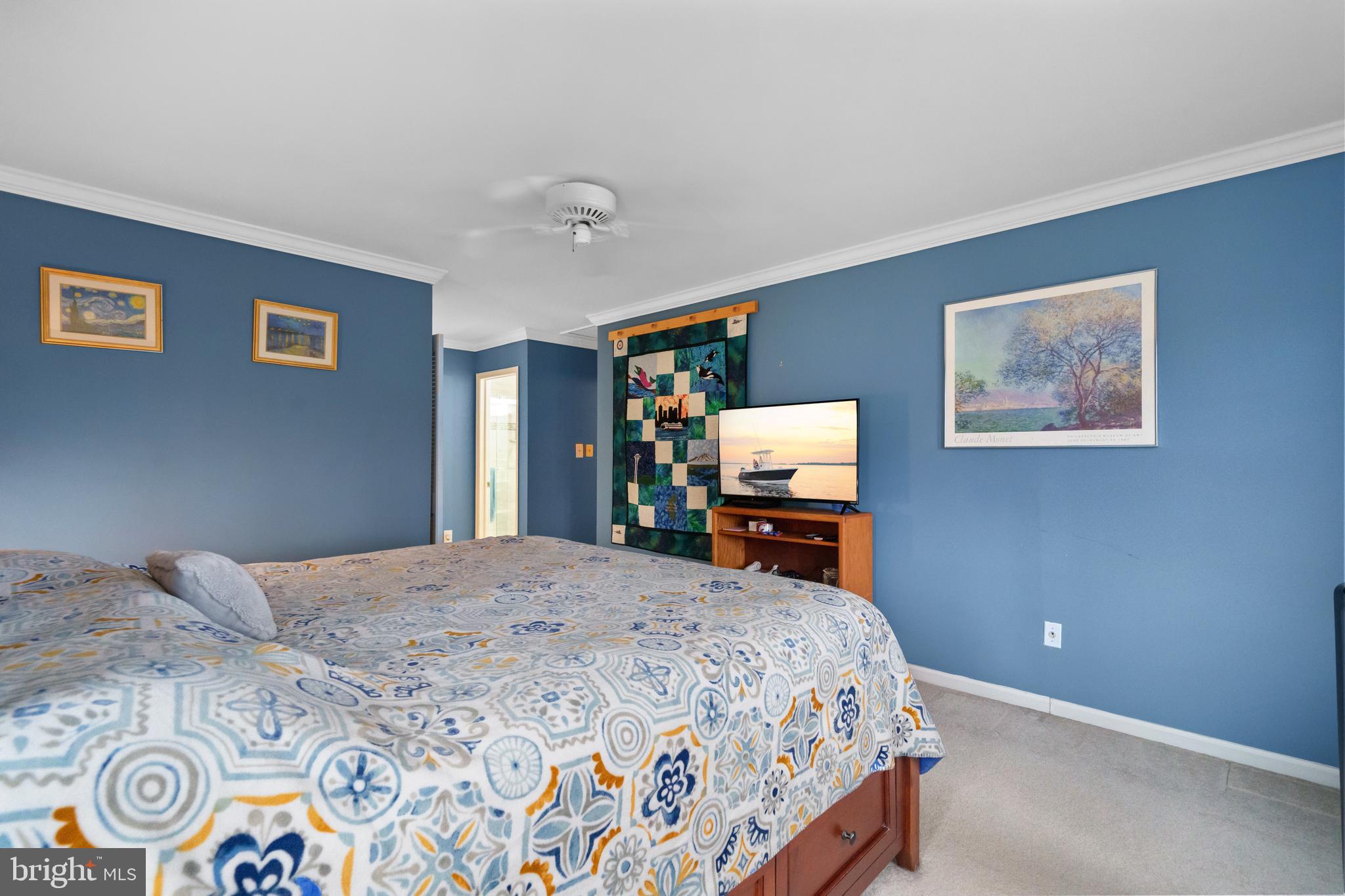 LONGWOOD KNOLLS - Residential