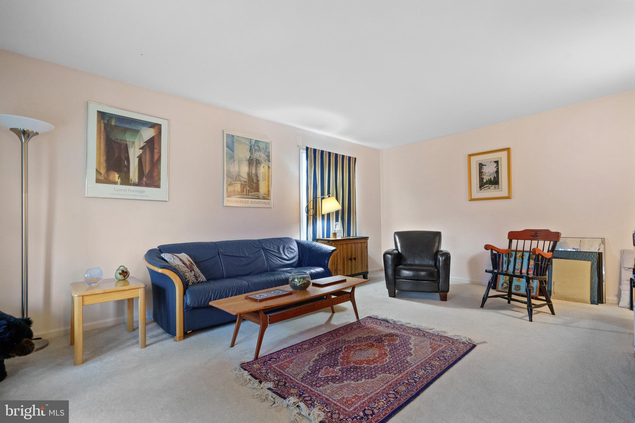 LONGWOOD KNOLLS - Residential